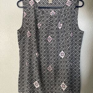 Black and White Patterned Sleeveless Top